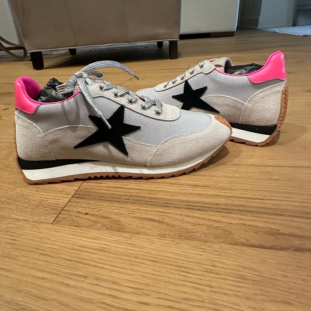 Vintage Havana Sneakers in Pink and Black